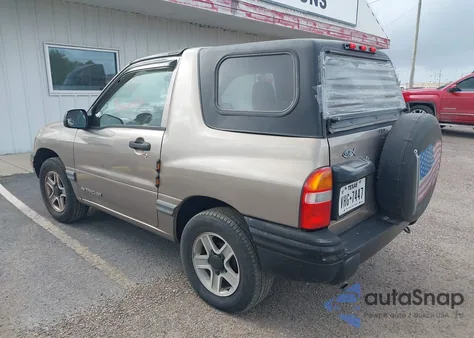 2003 Chevrolet Tracker from USA, damaged, VIN 2CNBE18C736933139